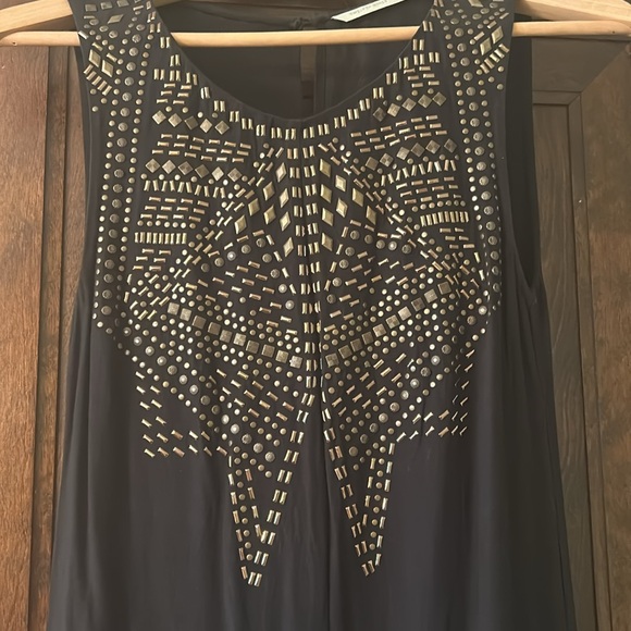 LBD with stunning detail by Twelfth Street by Cynthia Vincent. - Picture 2 of 8